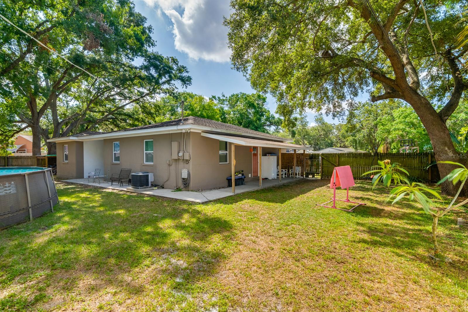 Image 25 of 33 For 1403 Pradera Avenue