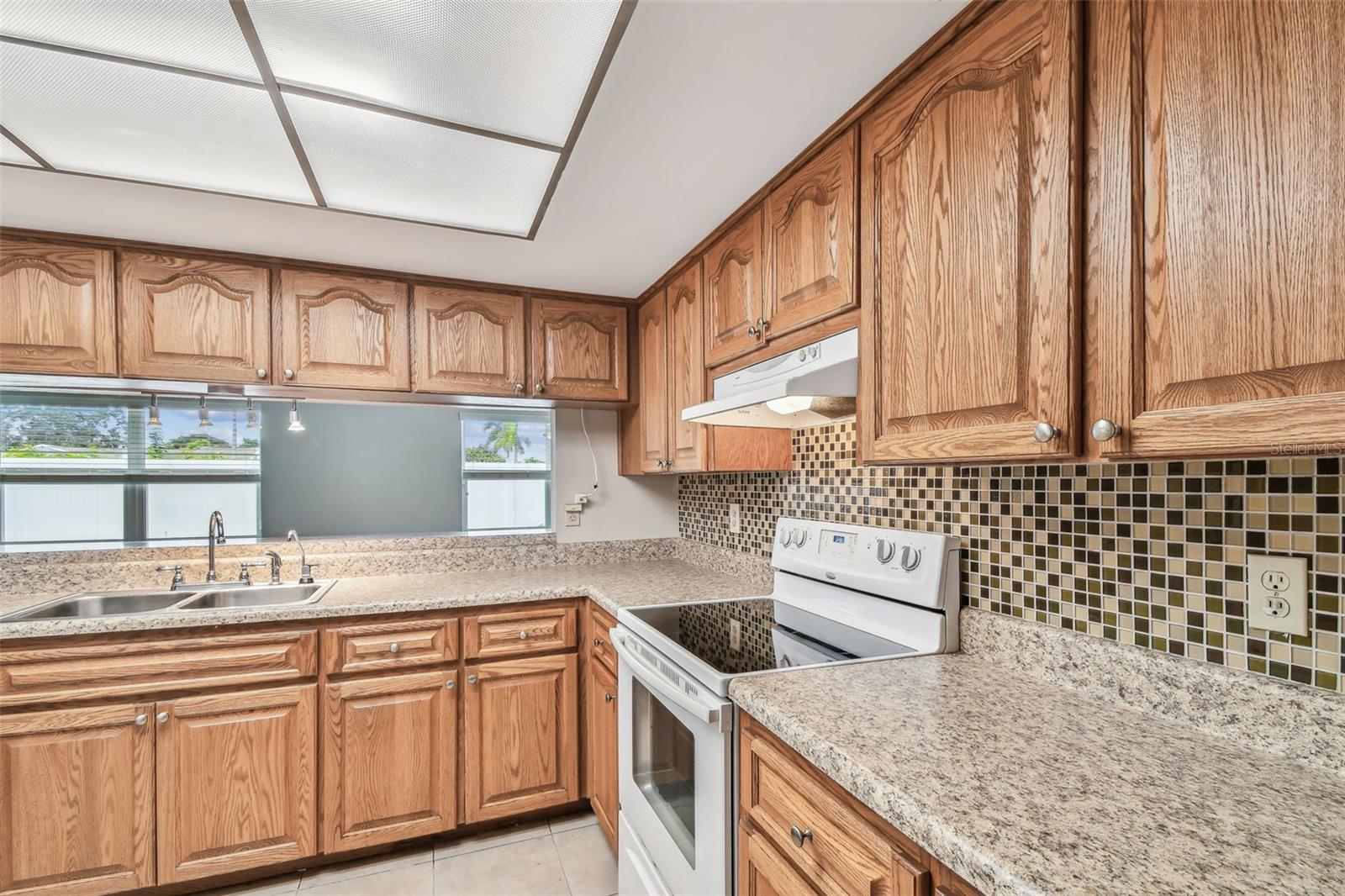 Image 19 of 73 For 3044 Muir Street
