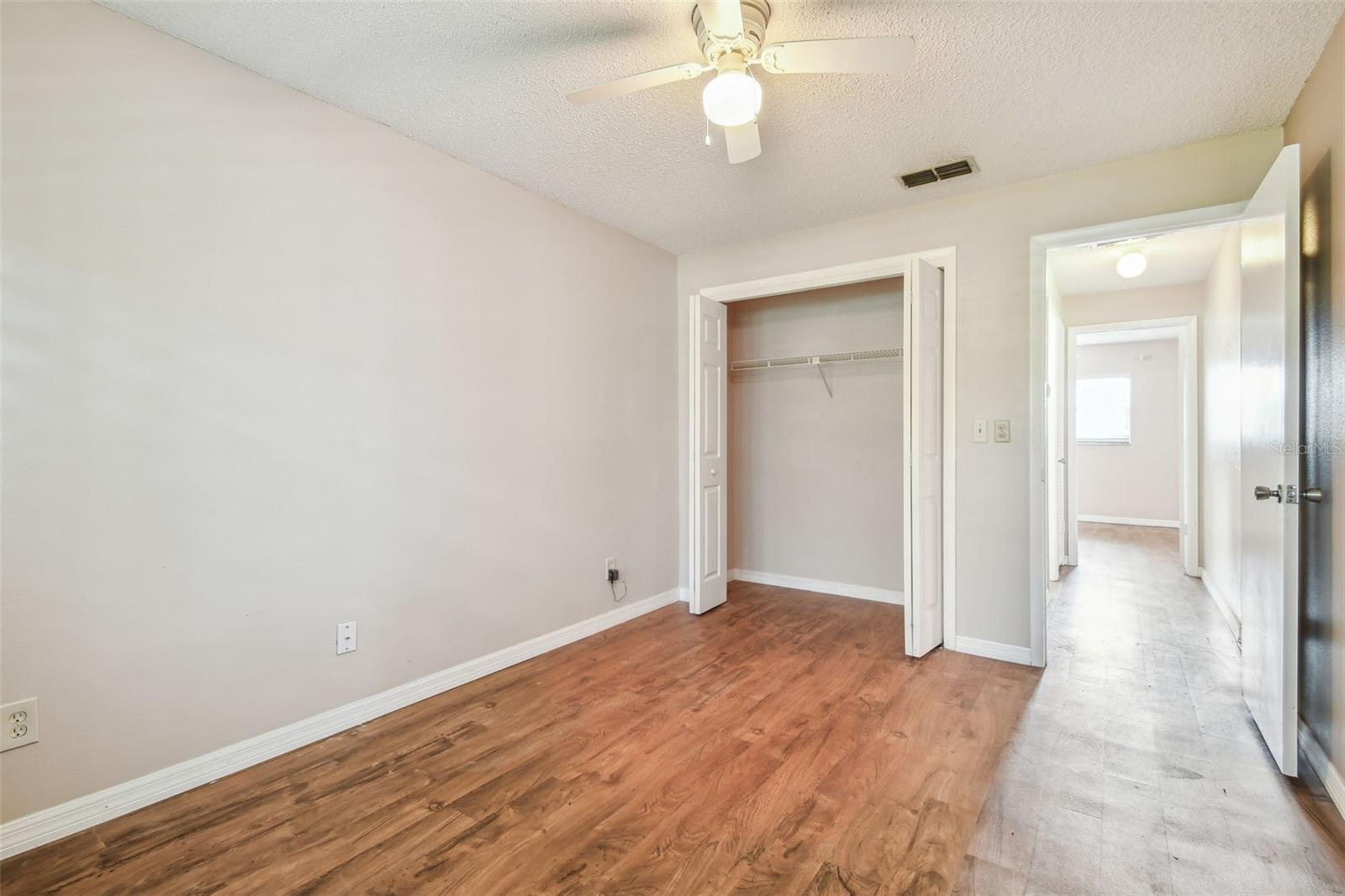 Image 33 of 73 For 3044 Muir Street