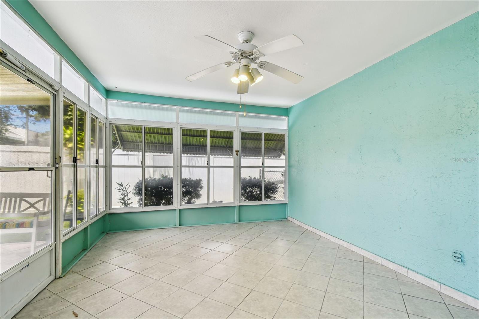 Image 45 of 73 For 3044 Muir Street