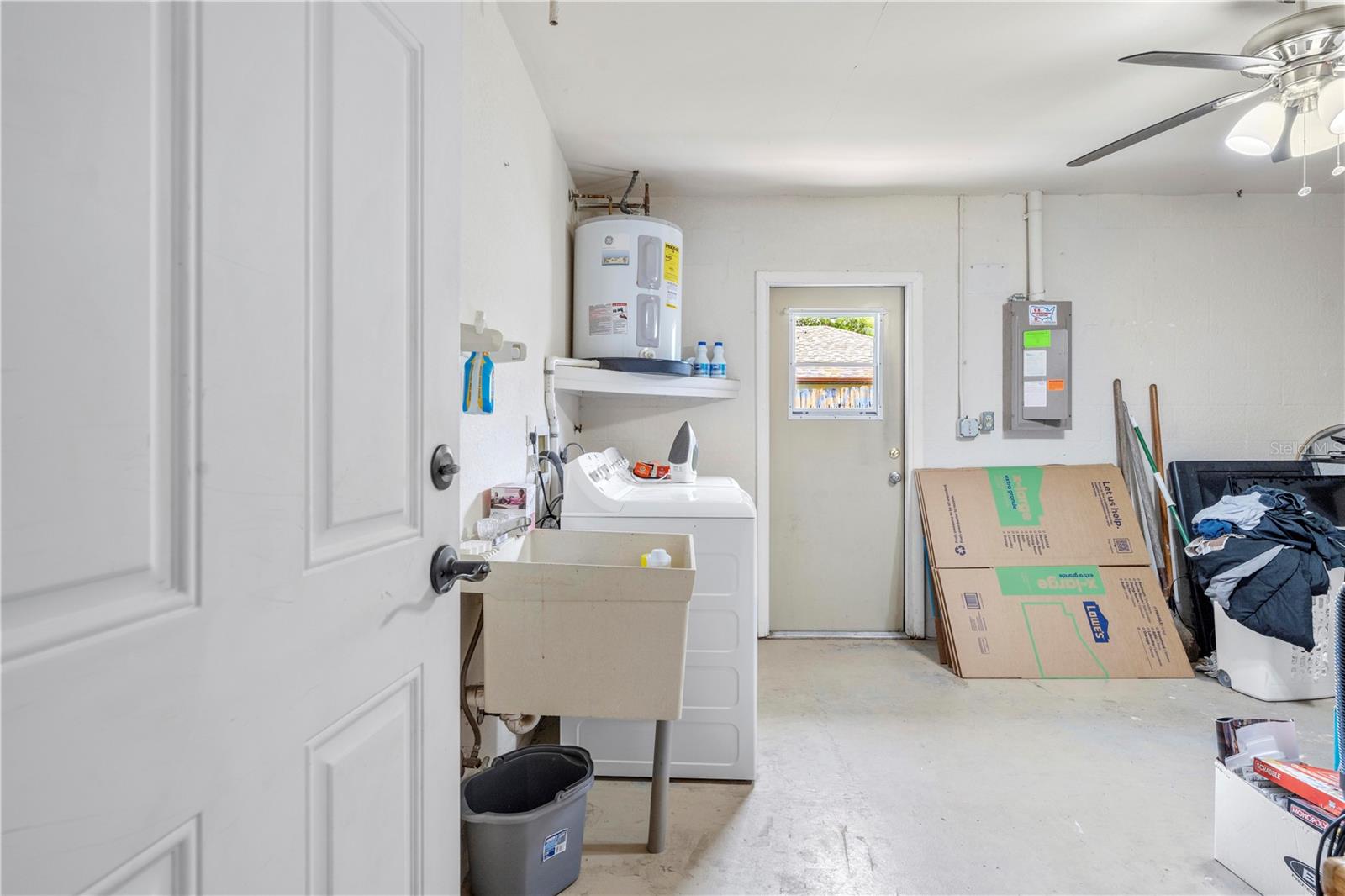 Image 3 of 52 For 9063 Pemberton Street