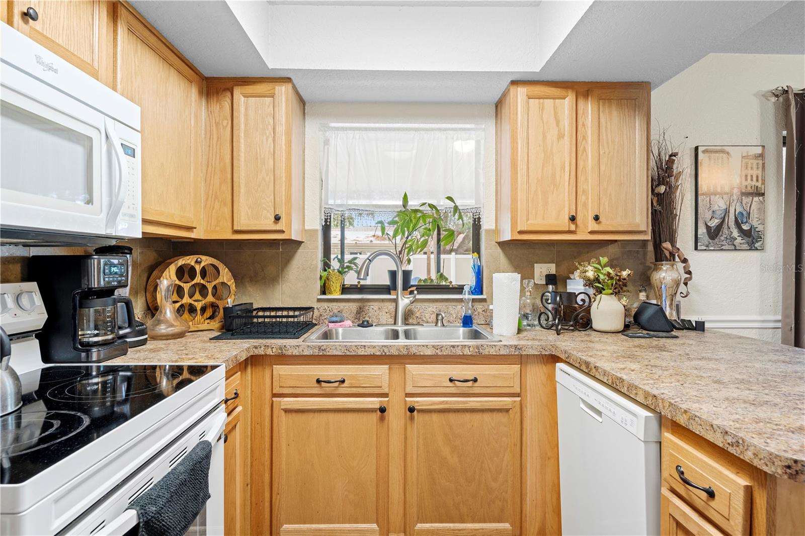 Image 8 of 52 For 9063 Pemberton Street