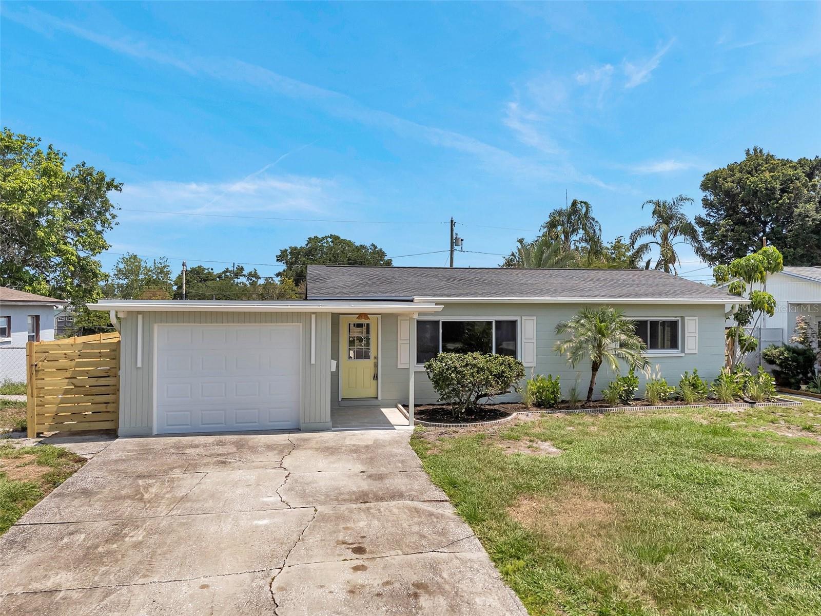 Image 32 of 35 For 5745 4th Avenue N