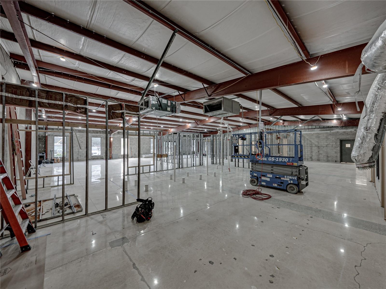 Listing photo id 18 for 15552 Us Highway 301