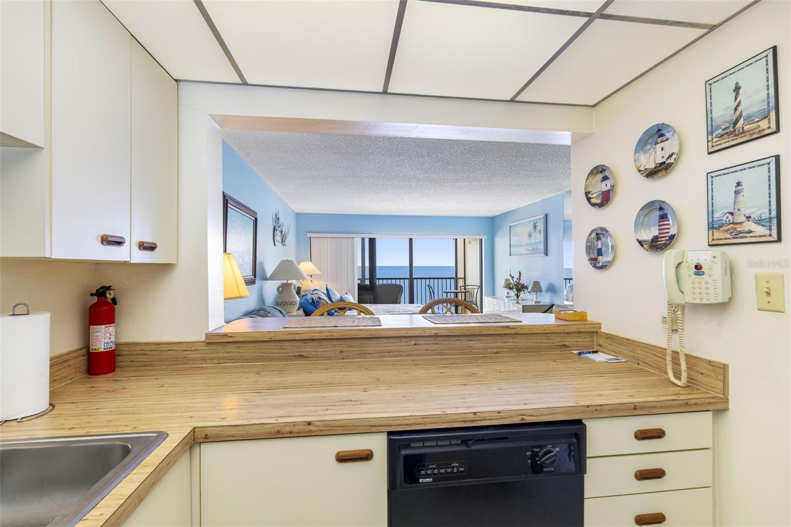 Image 27 of 48 For 14950 Gulf Boulevard 905