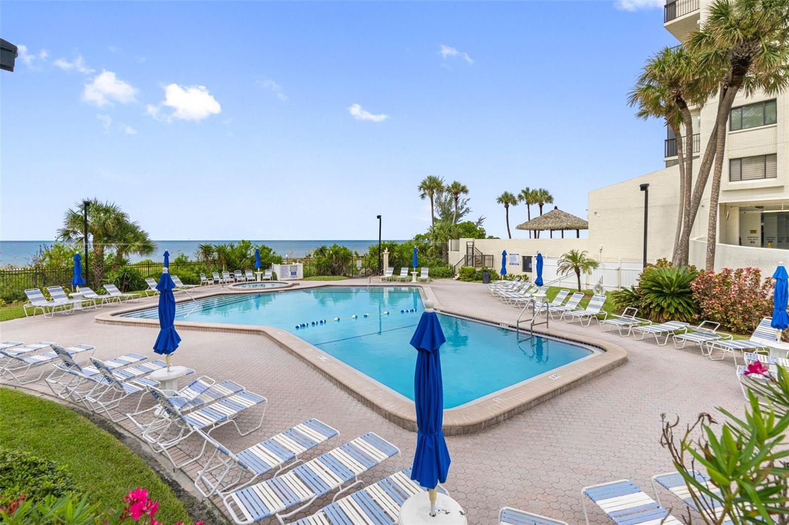 Image 46 of 48 For 14950 Gulf Boulevard 905