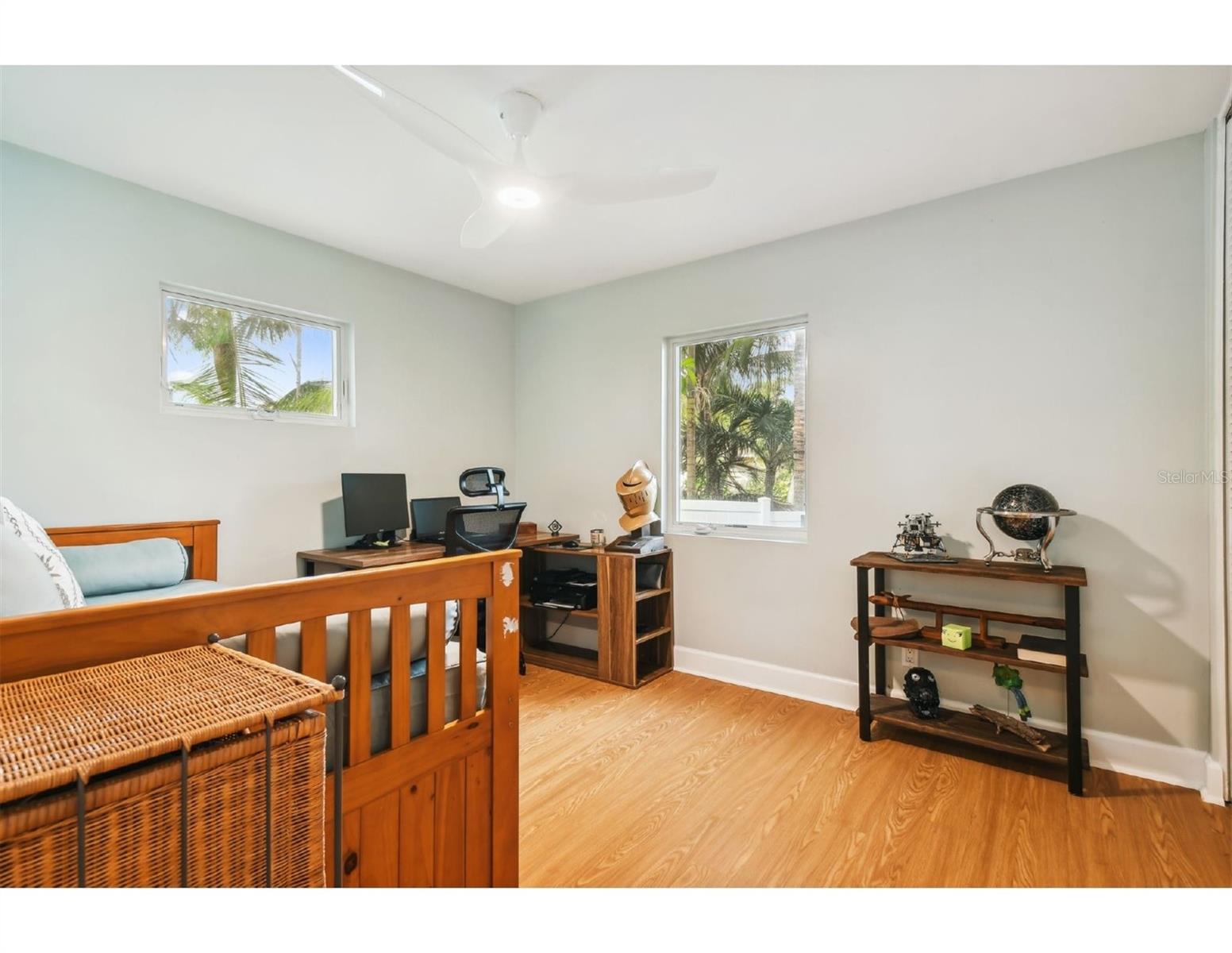 Image 19 of 38 For 1427 40th Avenue Ne