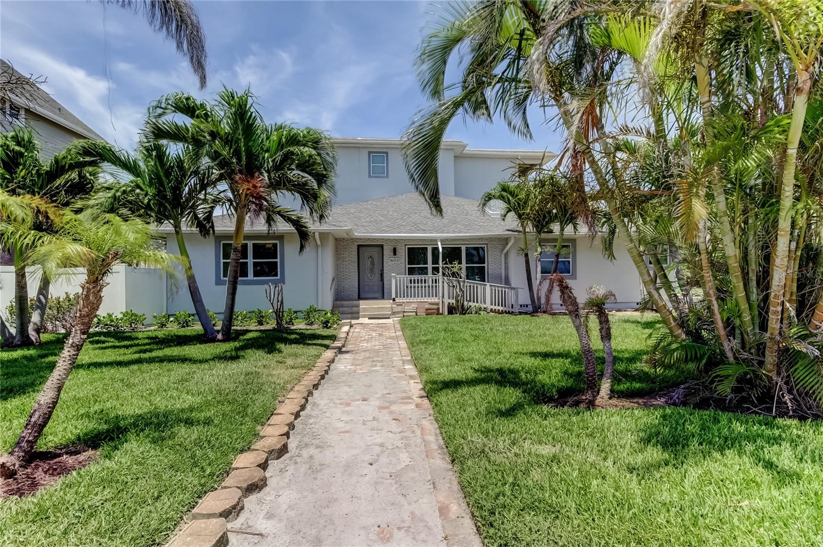 Details for 16021 Gulf Boulevard, REDINGTON BEACH, FL 33708