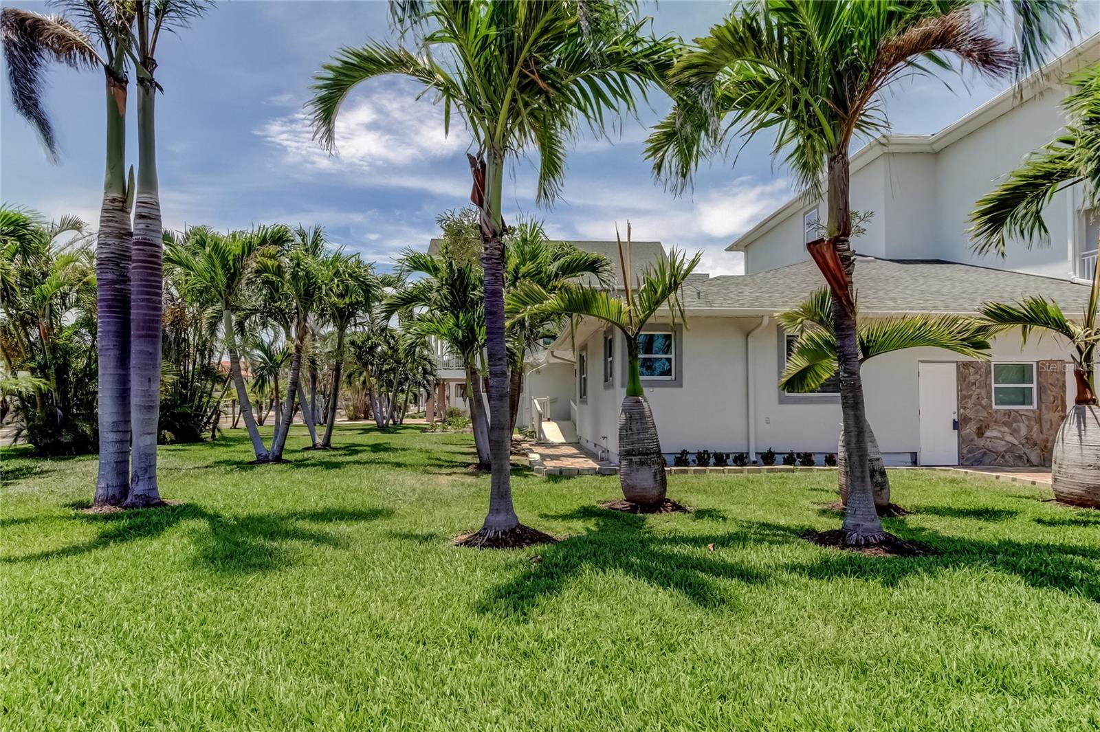 Image 10 of 58 For 16021 Gulf Boulevard