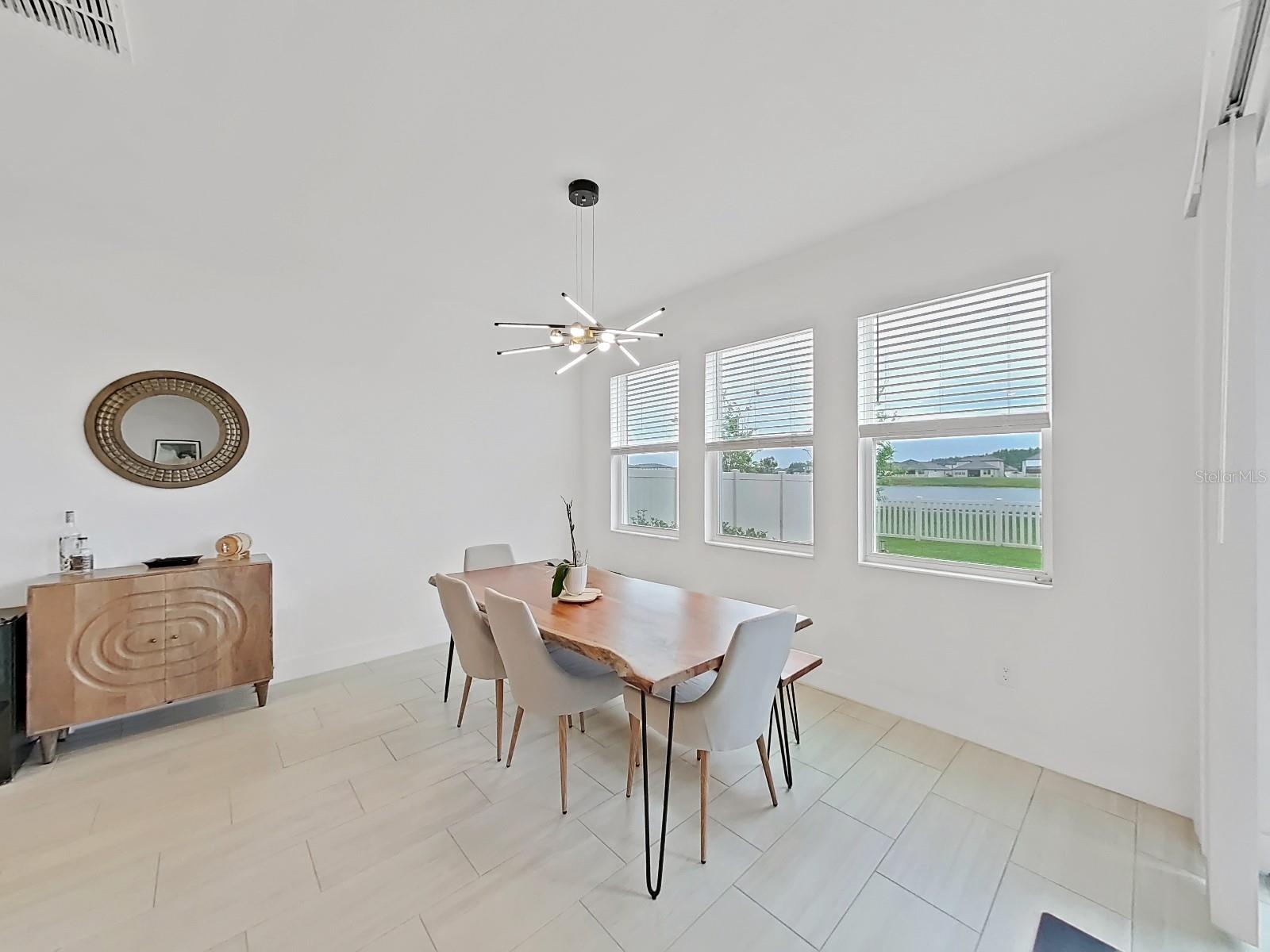 Image 17 of 48 For 8312 Rolling Tides Drive