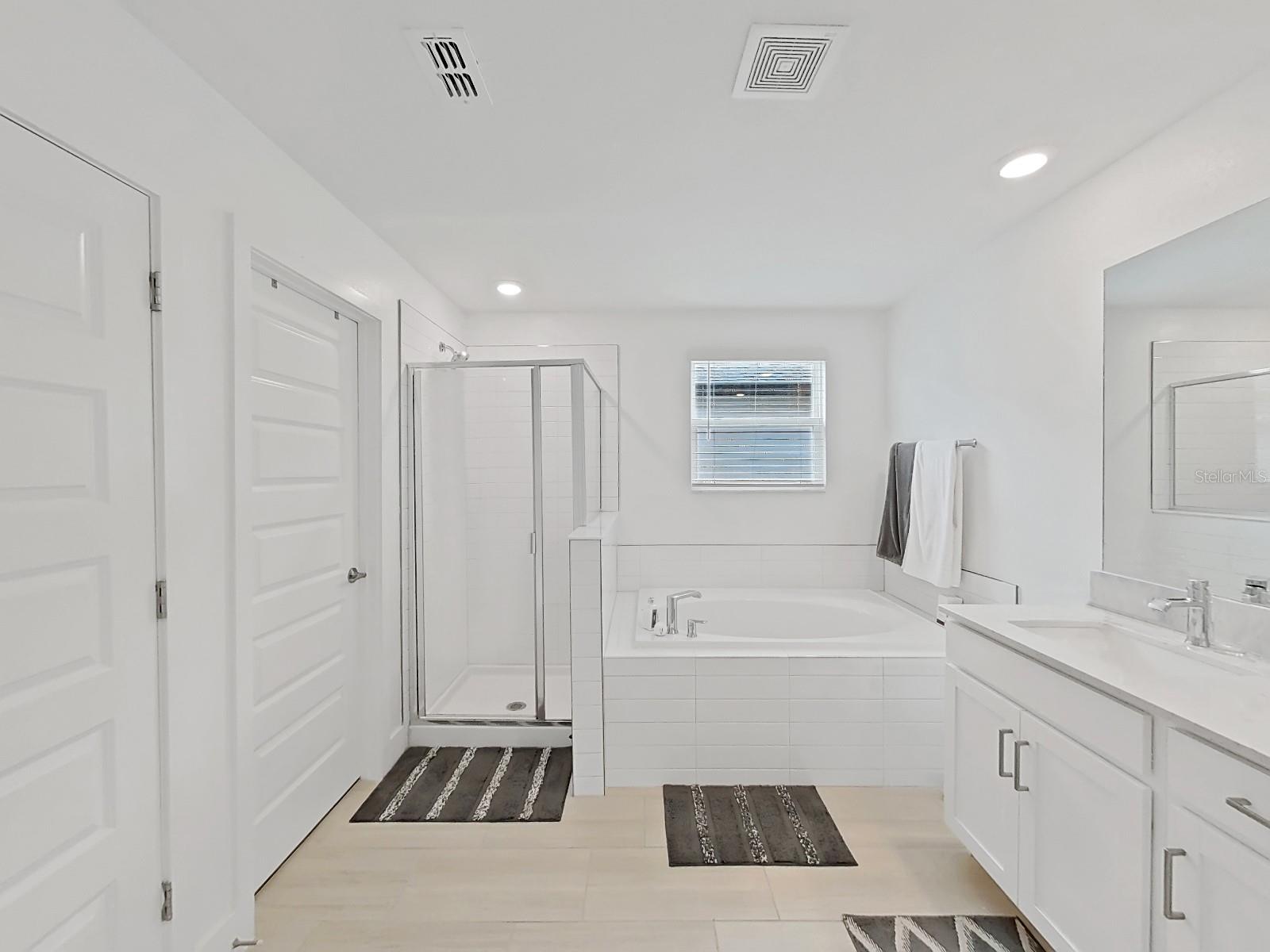 Image 42 of 48 For 8312 Rolling Tides Drive