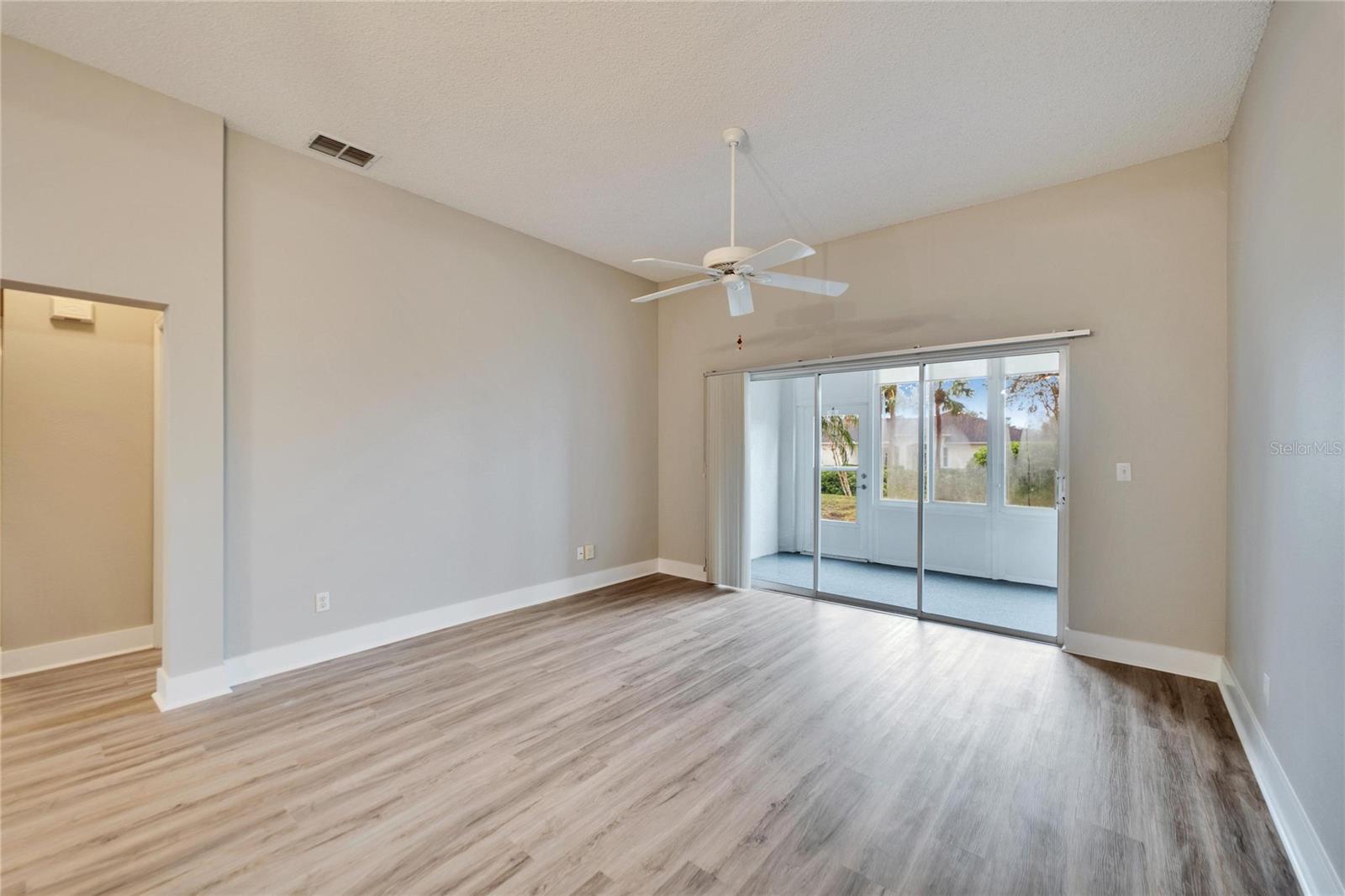 Image 4 of 32 For 1032 Radison Avenue 2