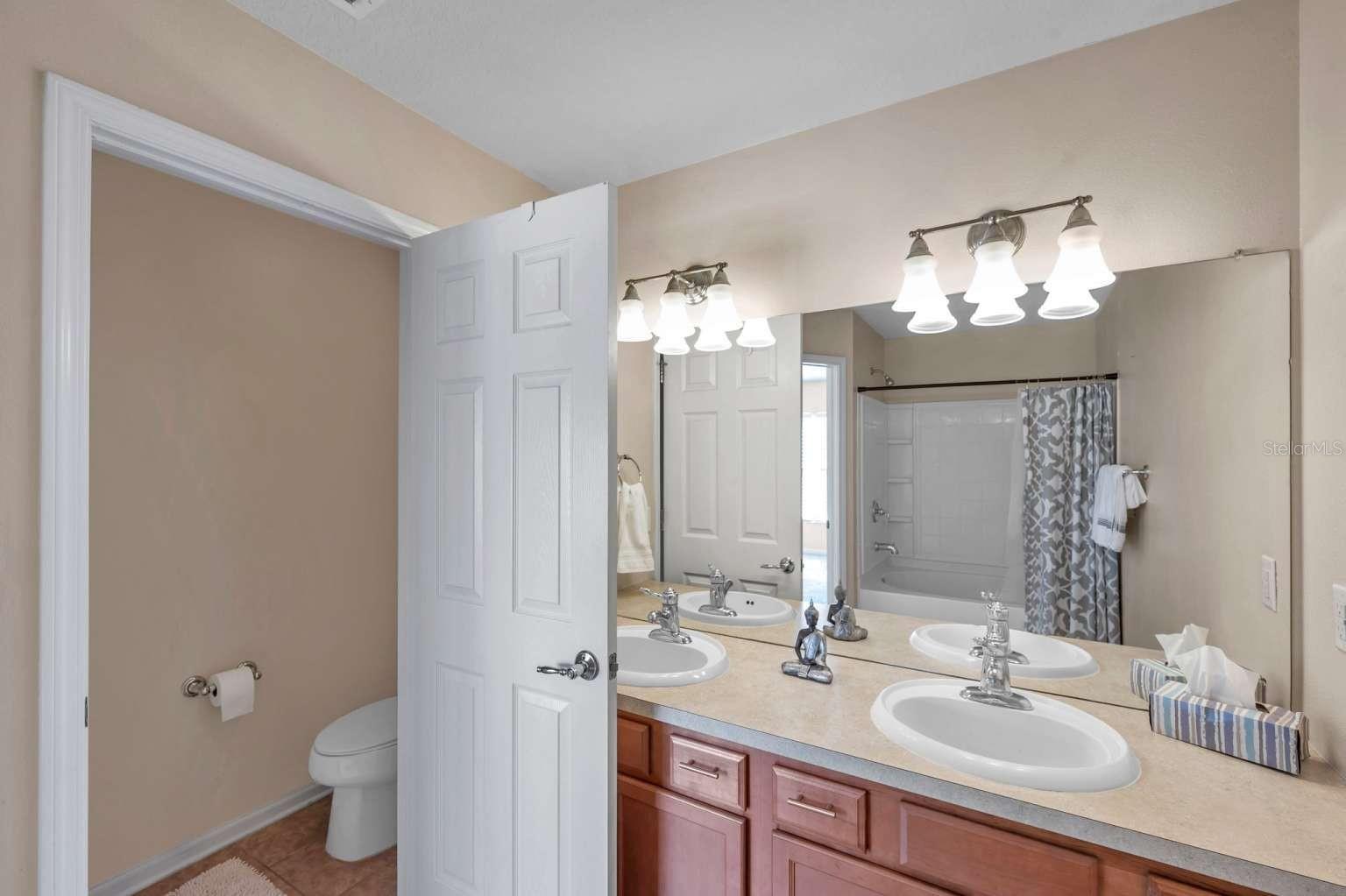 Listing photo id 15 for 10217 Westpark Preserve Boulevard