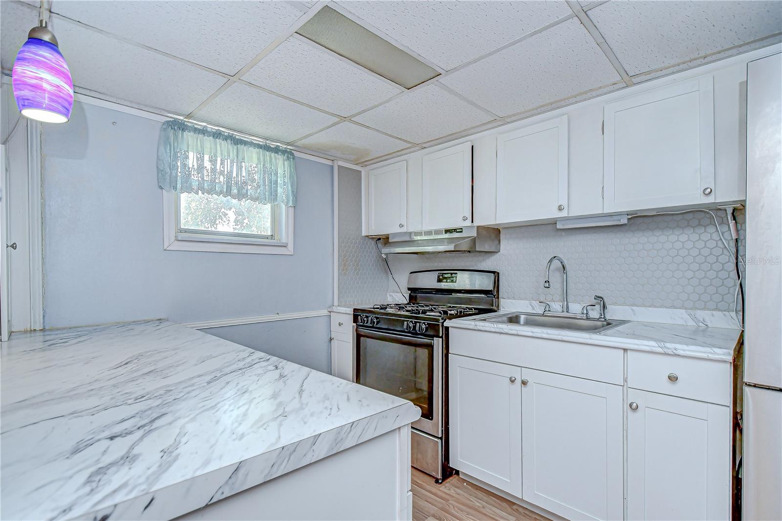 Listing photo id 15 for 38839 Miller Avenue