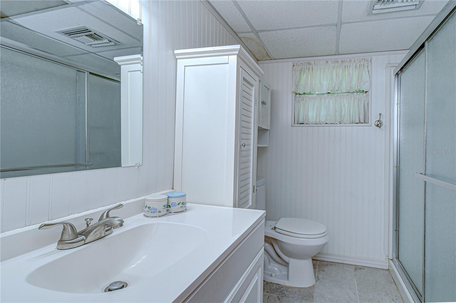 Listing photo id 20 for 38839 Miller Avenue