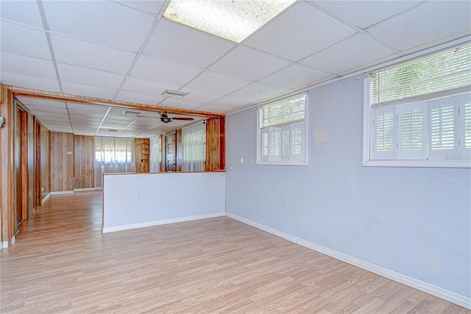 Listing photo id 5 for 38839 Miller Avenue