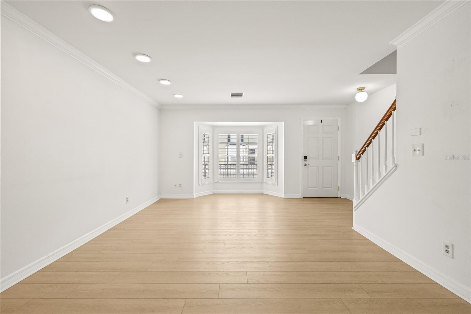 Image 3 of 36 For 609 Glen Avenue D