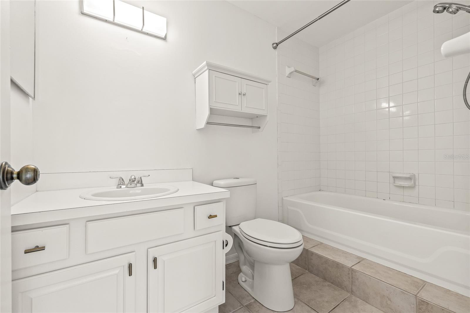 Image 33 of 36 For 609 Glen Avenue D