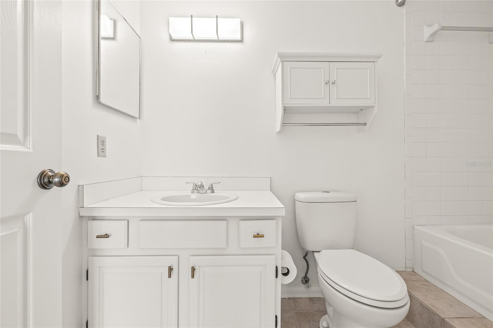 Image 34 of 36 For 609 Glen Avenue D