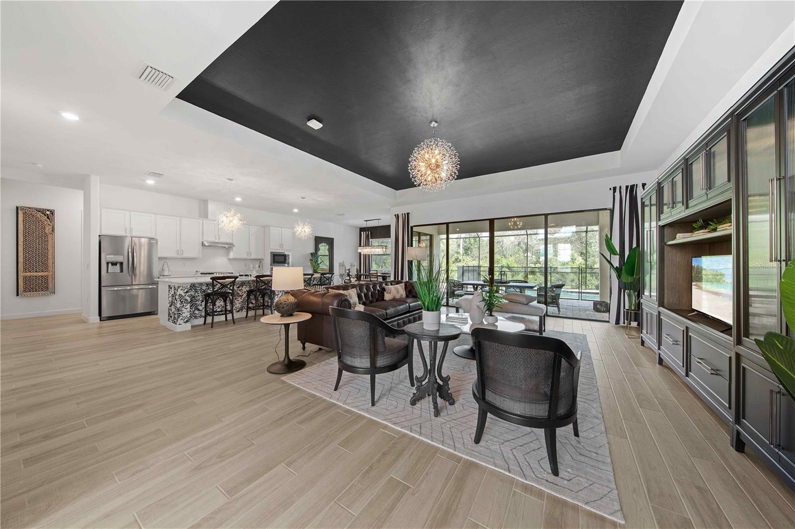 Image 3 of 25 For 7922 Lakes Edge Lane