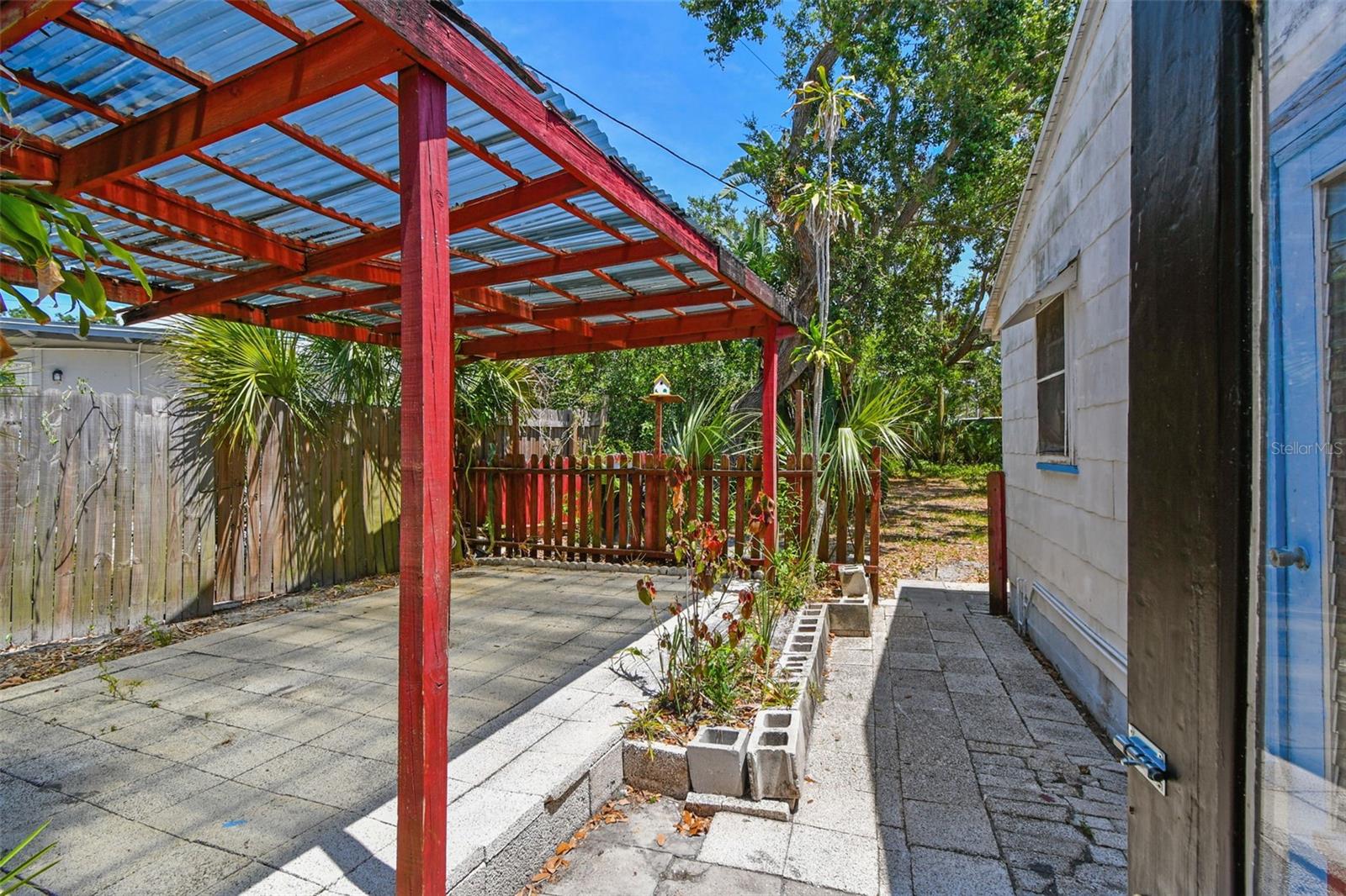Image 33 of 38 For 601 75th St N