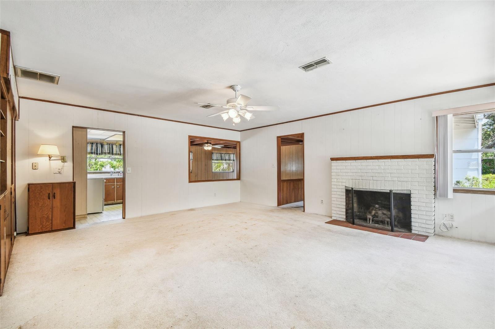 Image 6 of 38 For 601 75th St N