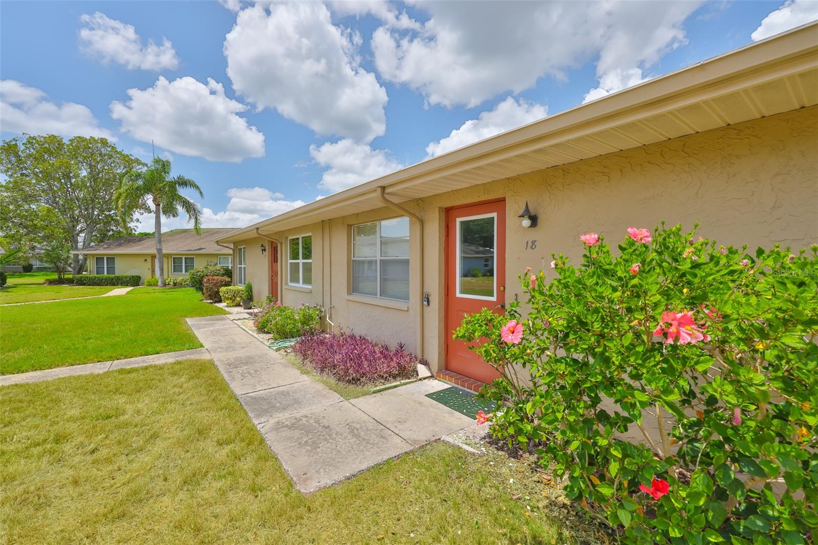 Details for 1904 Canterbury Lane 18, SUN CITY CENTER, FL 33573
