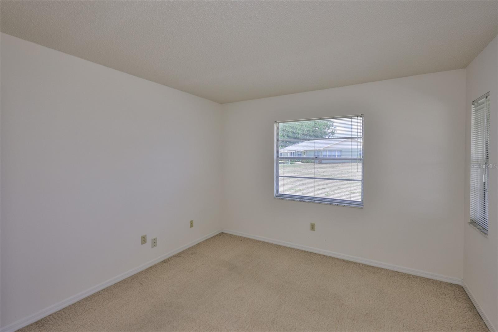Image 17 of 54 For 1904 Canterbury Lane 18