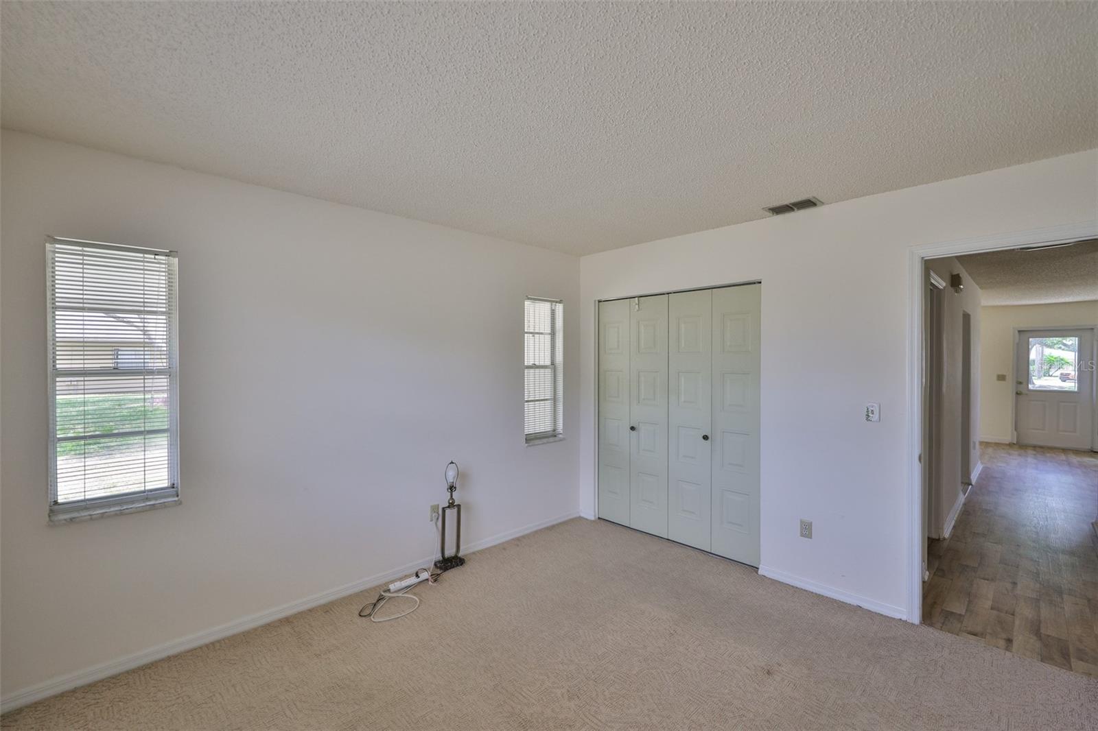 Image 23 of 54 For 1904 Canterbury Lane 18