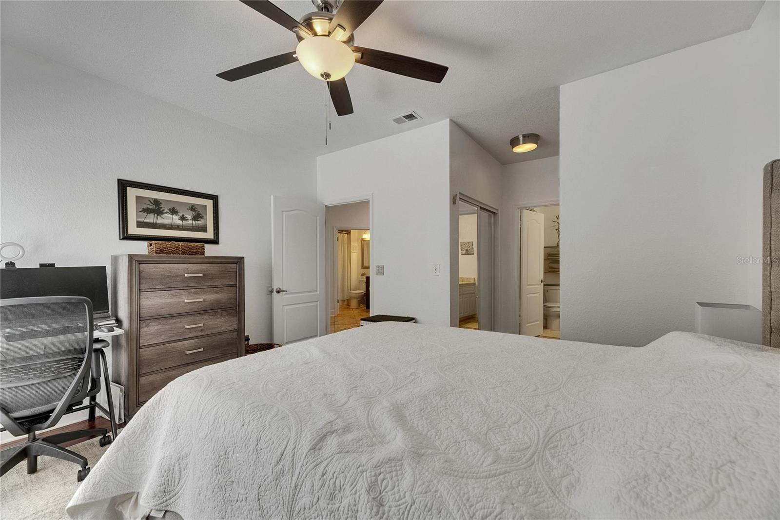 Image 18 of 51 For 746 Coral Reef Drive 746