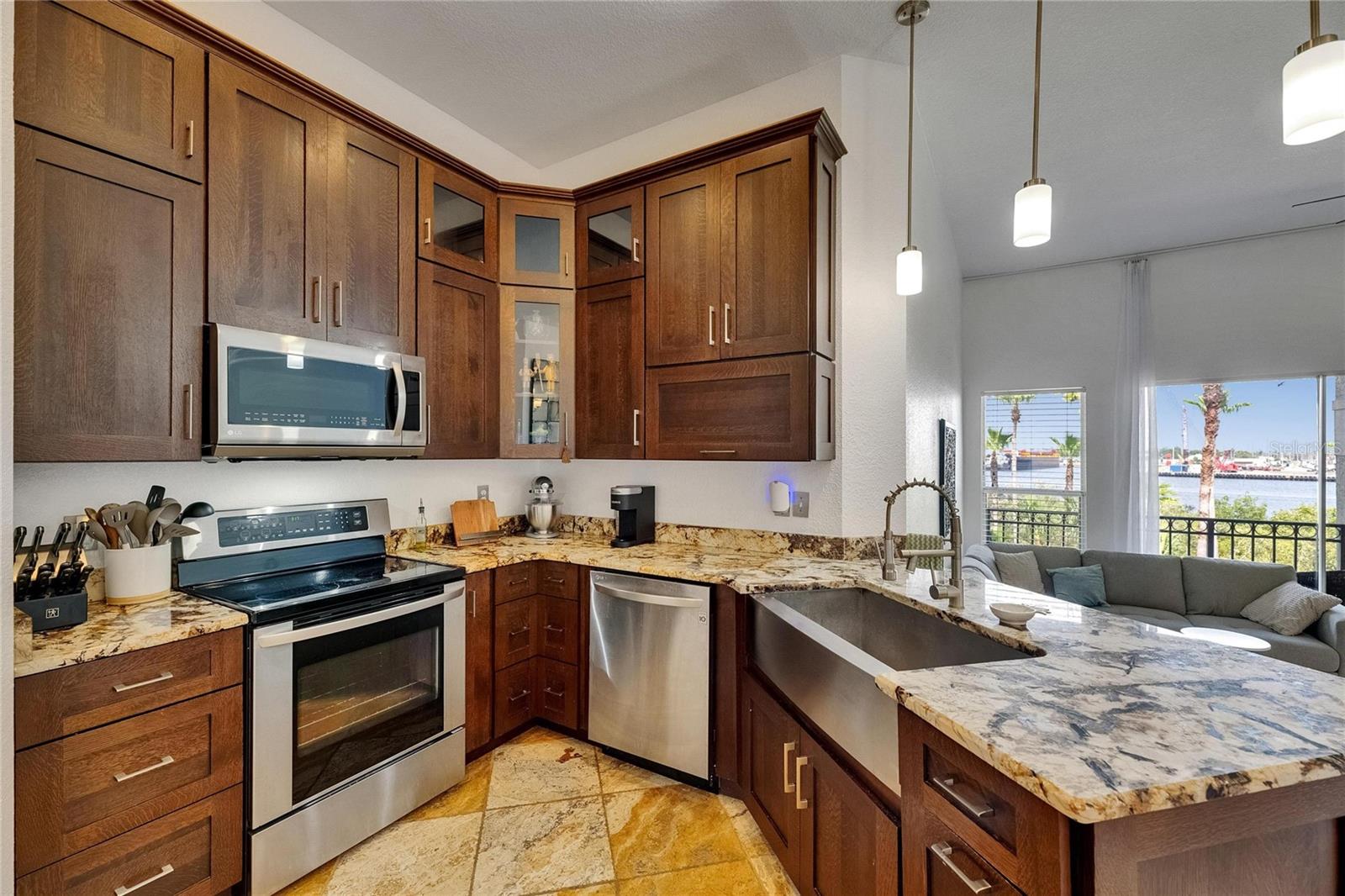 Image 36 of 51 For 746 Coral Reef Drive 746