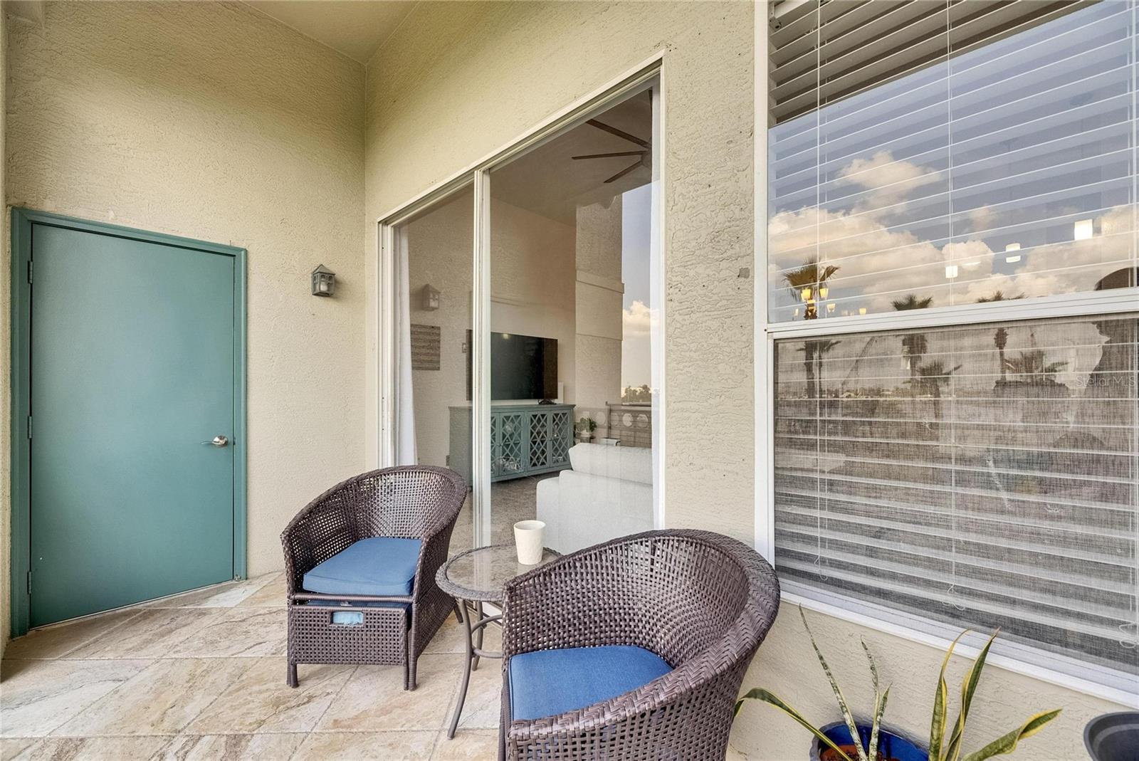 Image 43 of 51 For 746 Coral Reef Drive 746