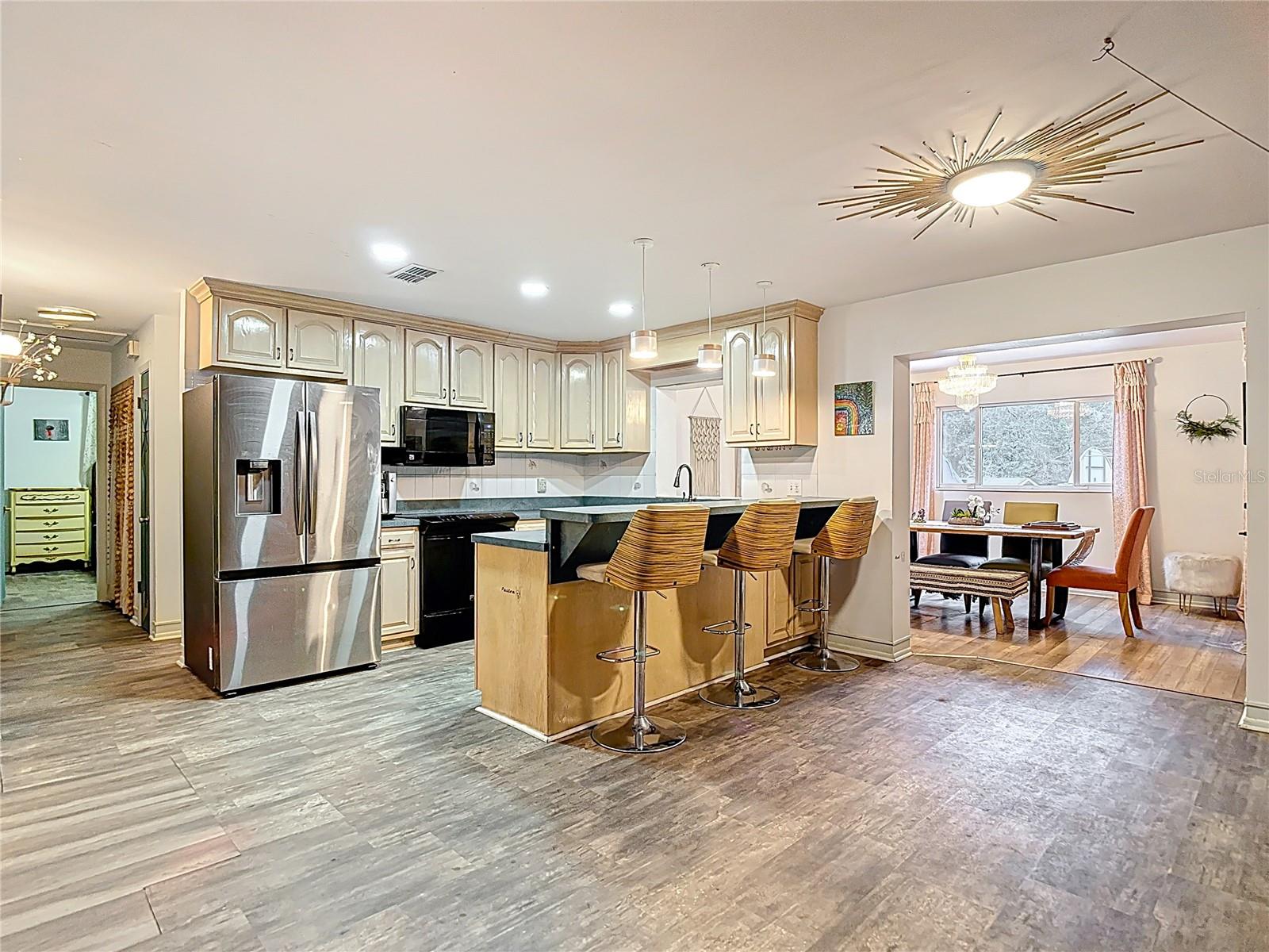 Image 11 of 44 For 27315 Popiel Road