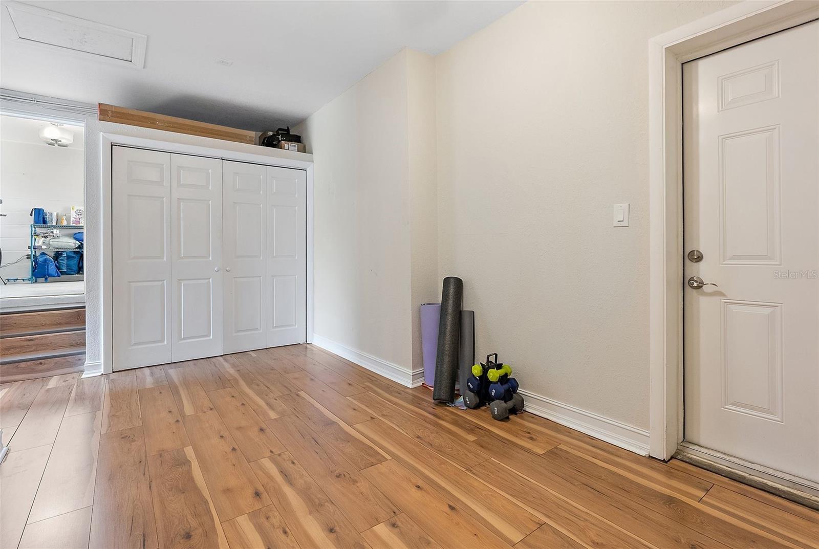 Image 18 of 24 For 918 27th Street N