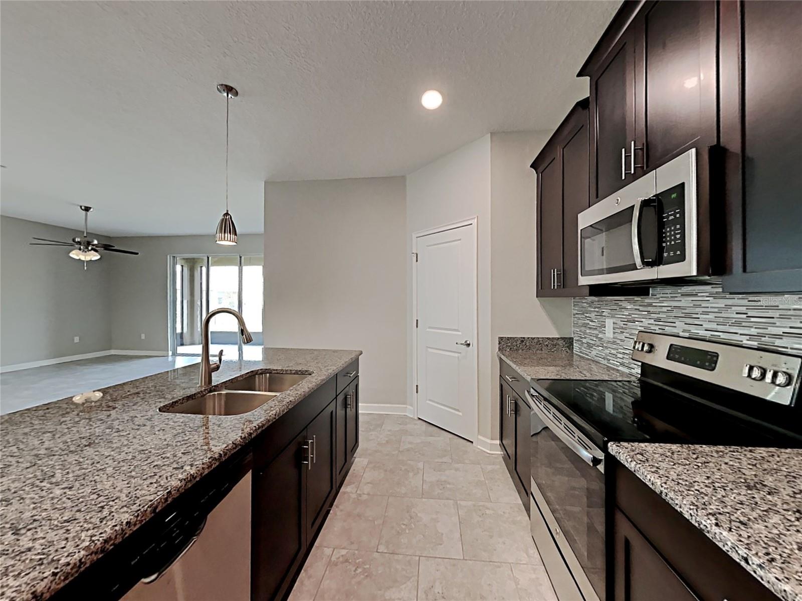 Image 7 of 24 For 4688 Cortland Drive