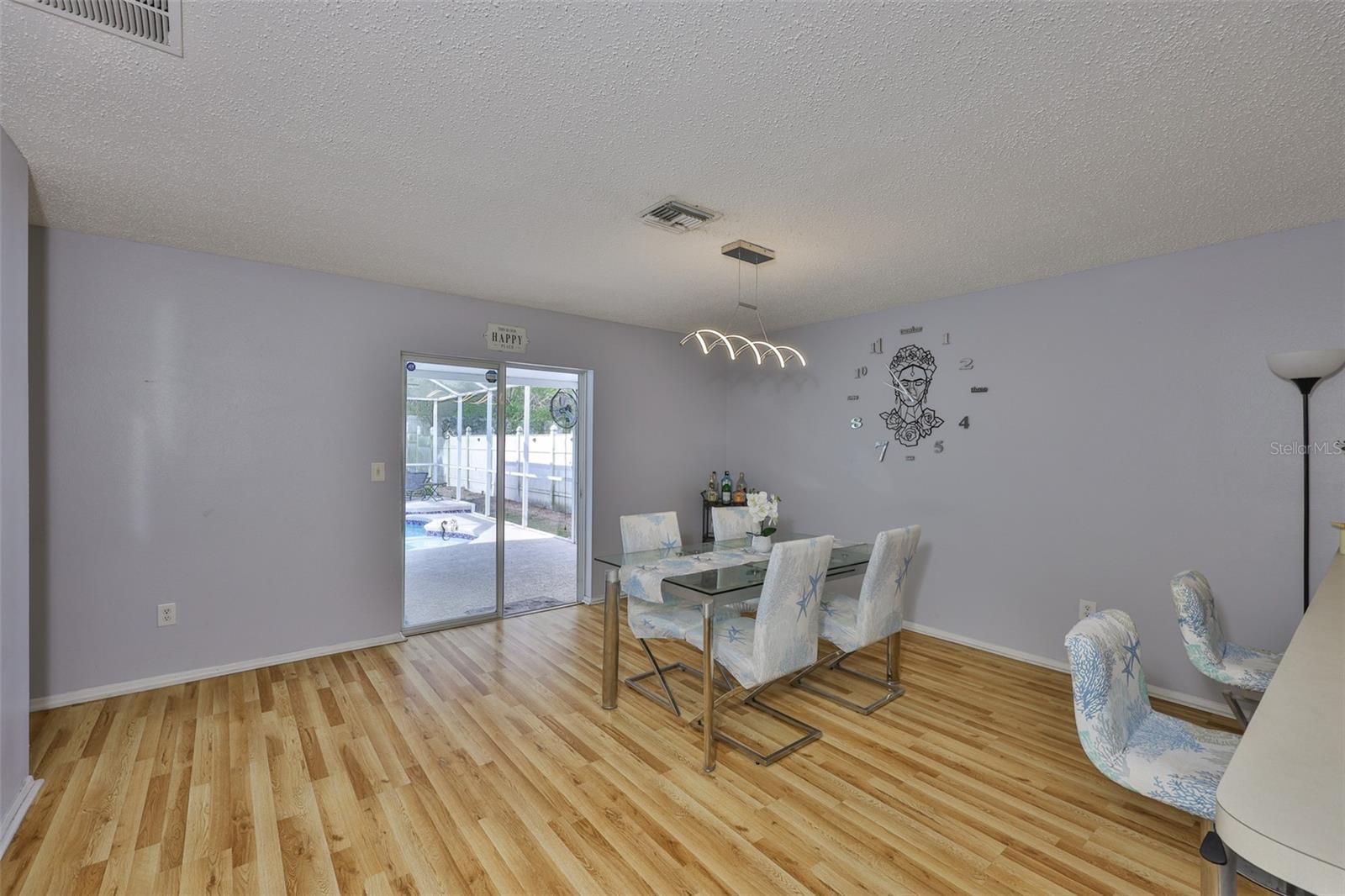 Image 10 of 45 For 13750 Fareham Road