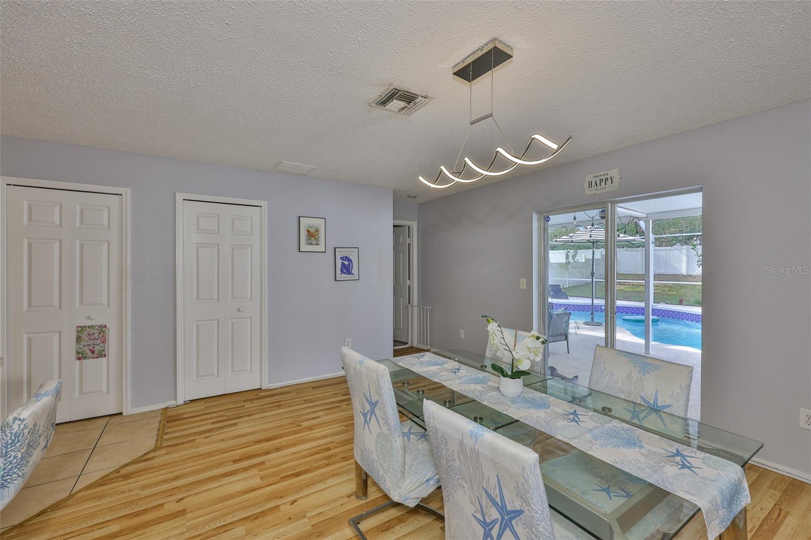 Image 11 of 45 For 13750 Fareham Road