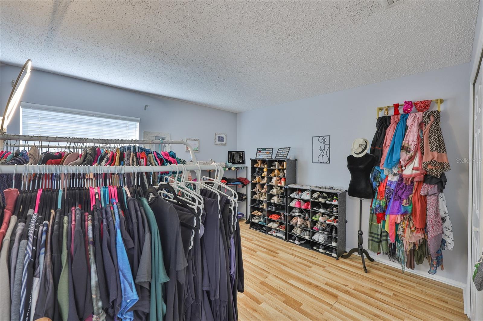 Image 31 of 45 For 13750 Fareham Road
