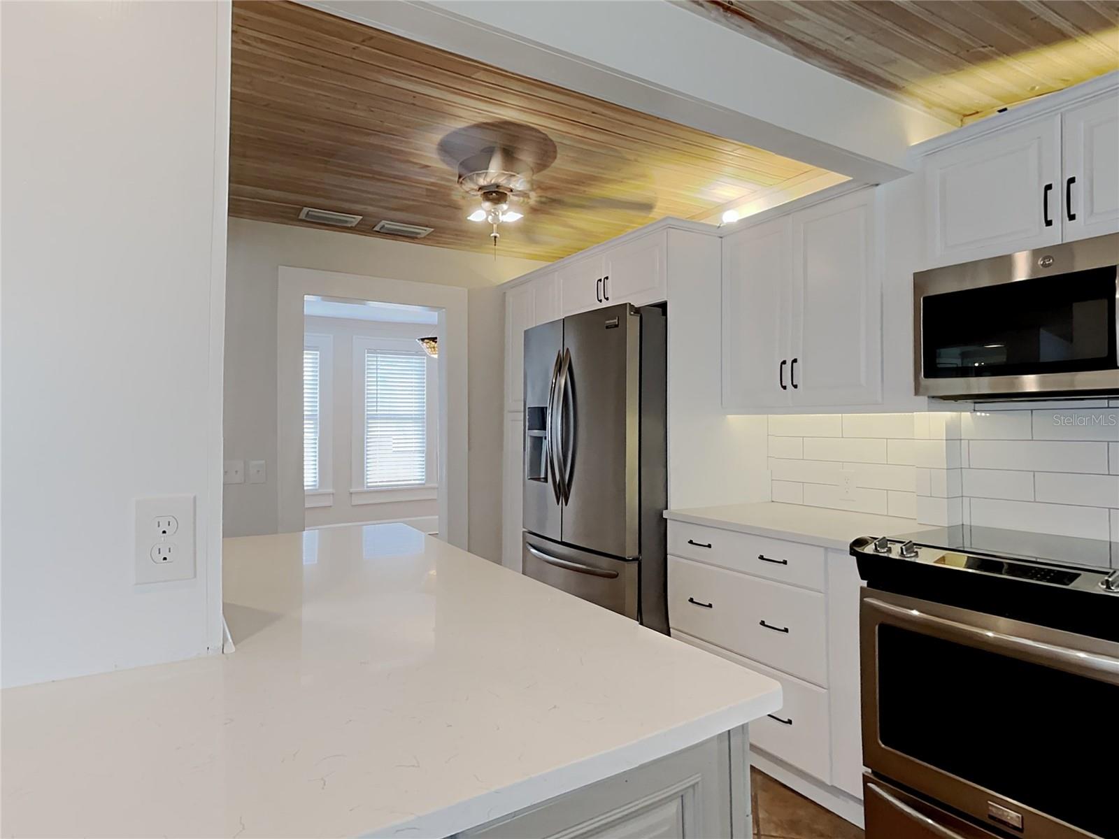 Image 24 of 39 For 4810 2nd Avenue N