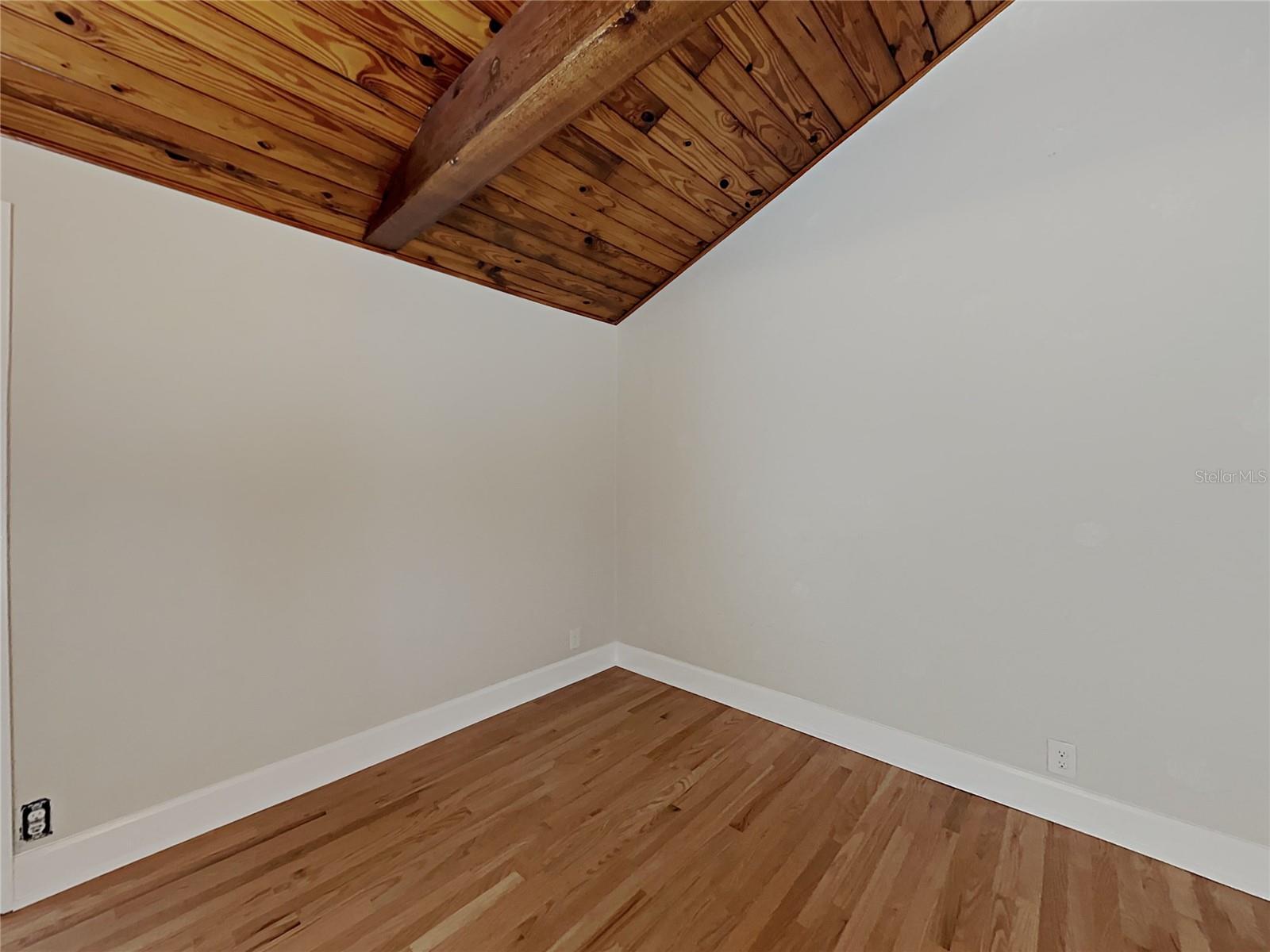 Image 30 of 39 For 4810 2nd Avenue N