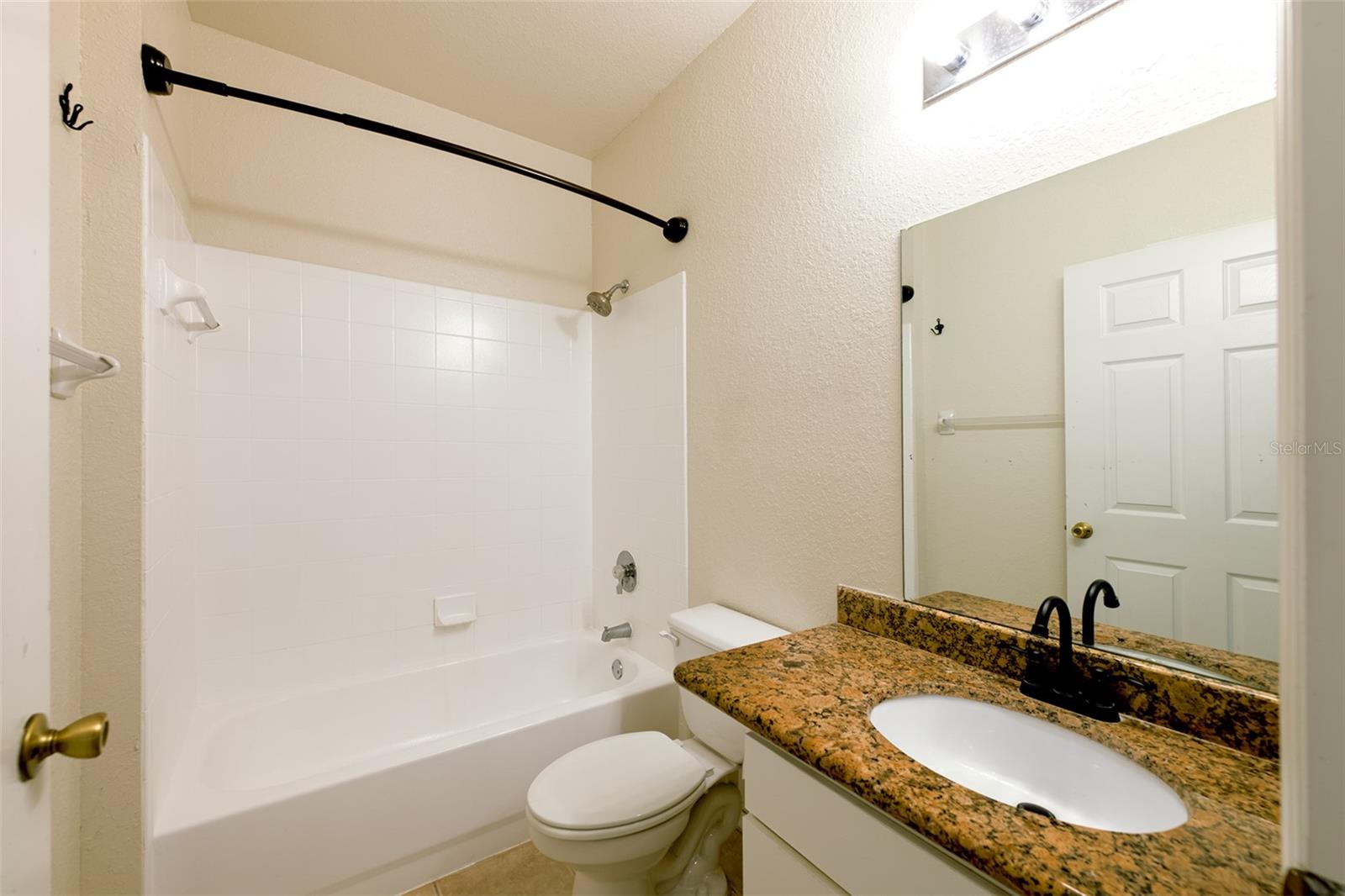 Image 10 of 25 For 16431 Enclave Village Drive 16431