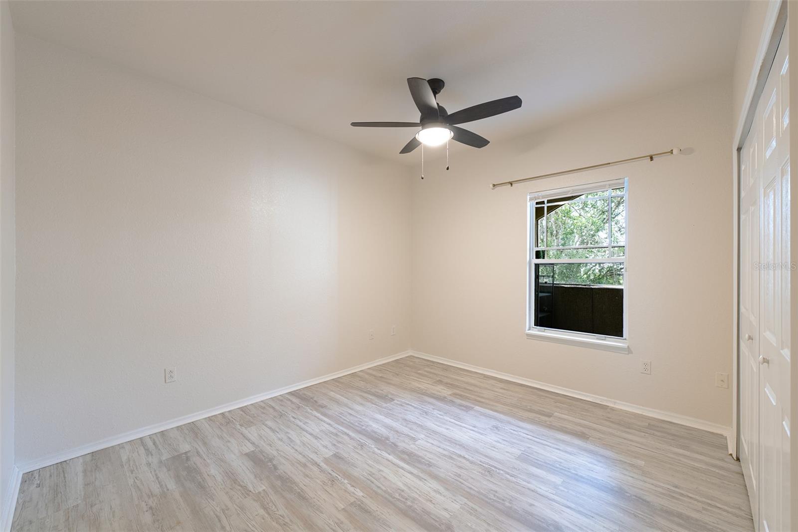 Image 12 of 25 For 16431 Enclave Village Drive 16431