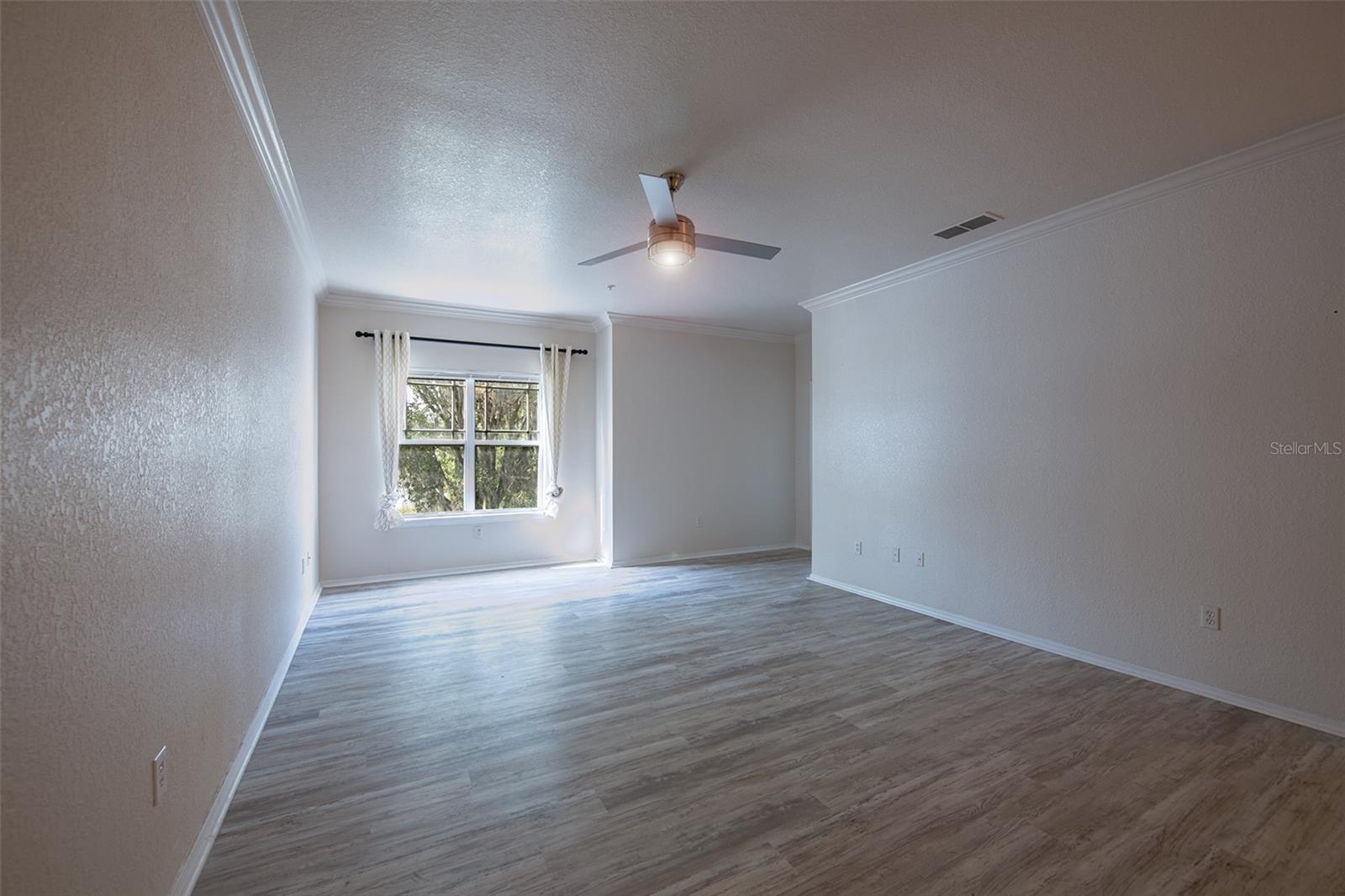 Image 5 of 25 For 16431 Enclave Village Drive 16431