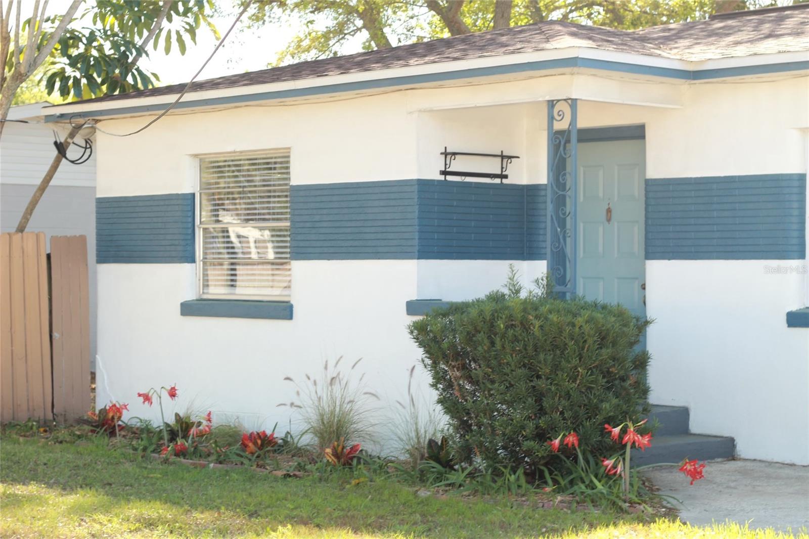 Image 7 of 7 For 2209 Lois Avenue