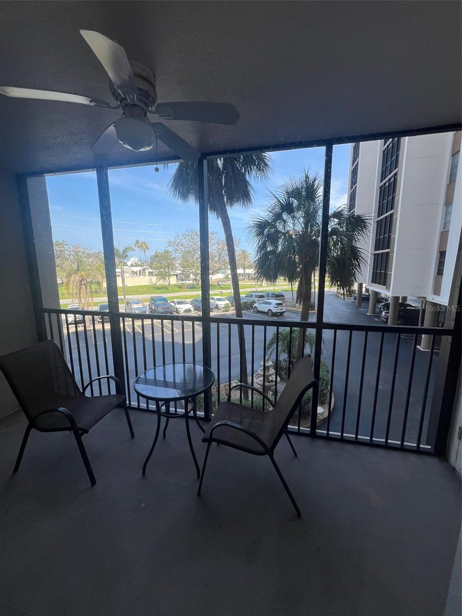 Image 12 of 12 For 10355 Paradise Boulevard 101