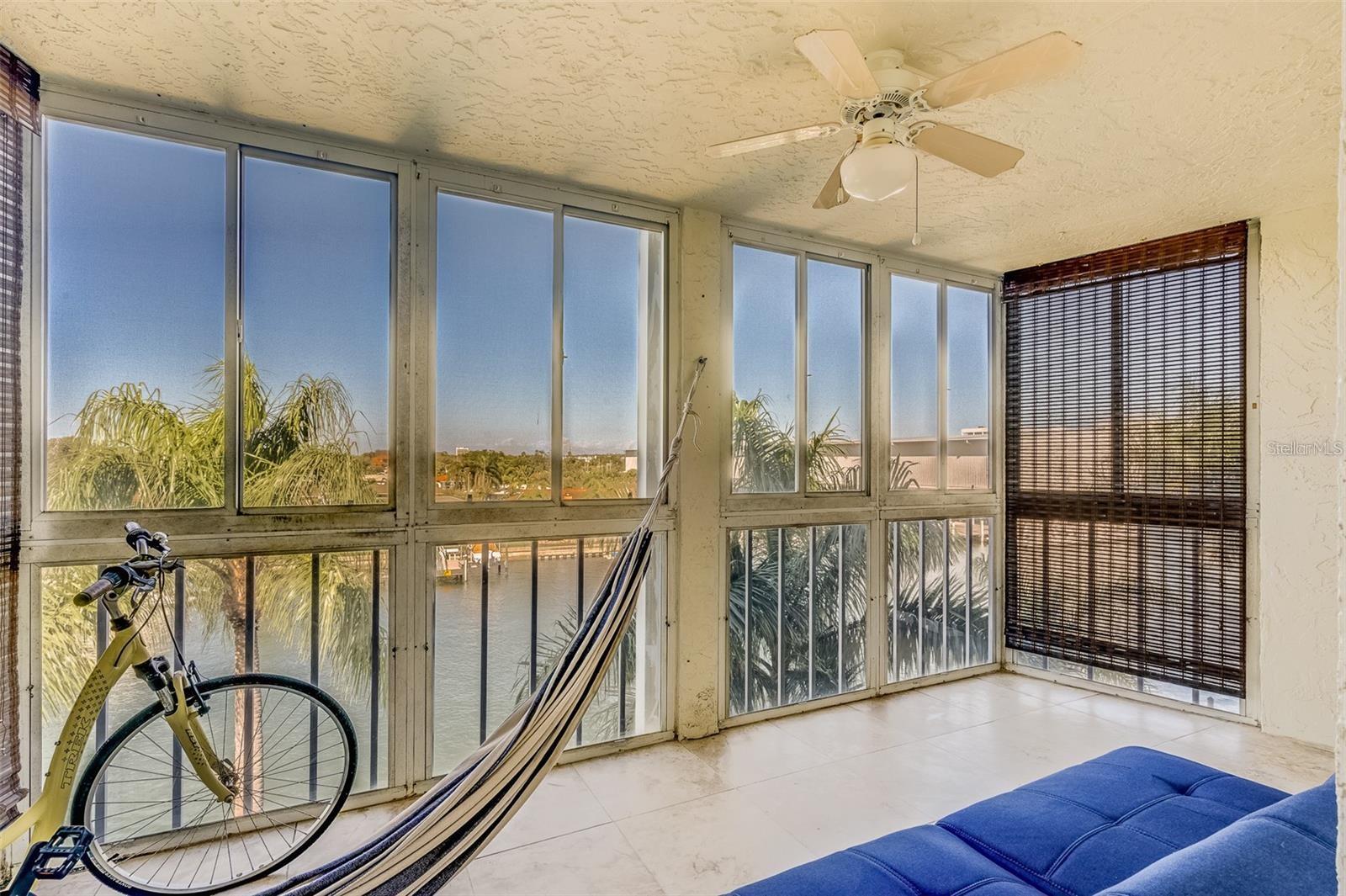 Image 11 of 38 For 4902 38th Way S 406