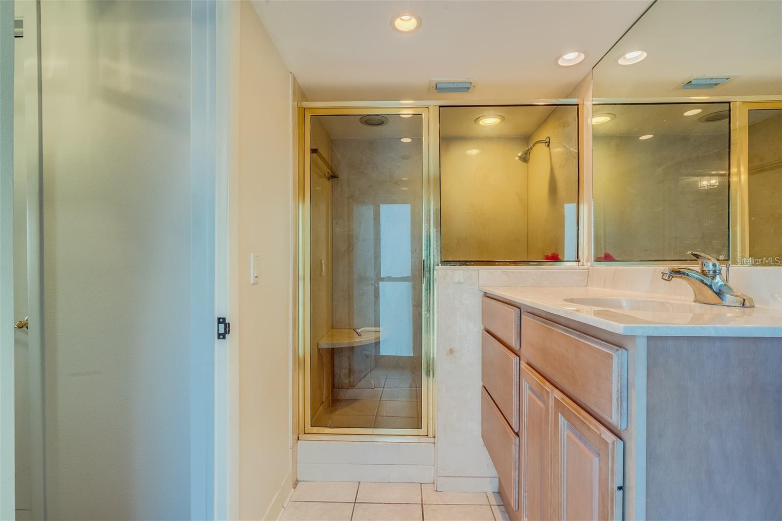Image 18 of 38 For 4902 38th Way S 406