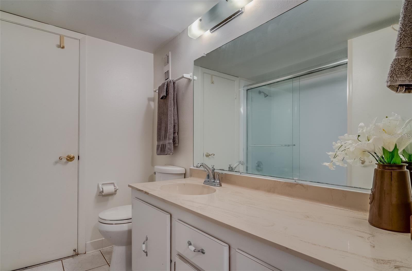 Image 20 of 38 For 4902 38th Way S 406