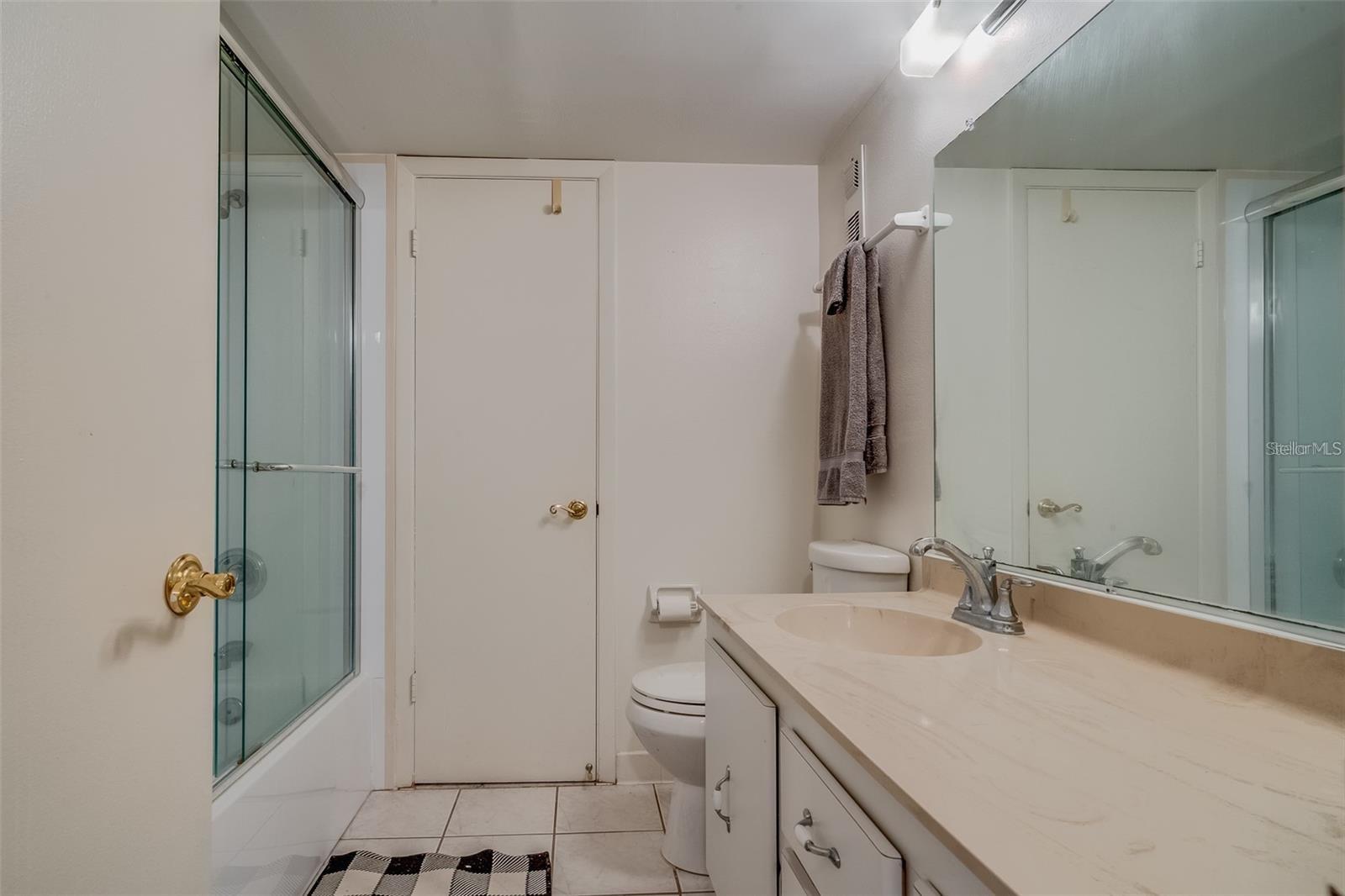Image 21 of 38 For 4902 38th Way S 406