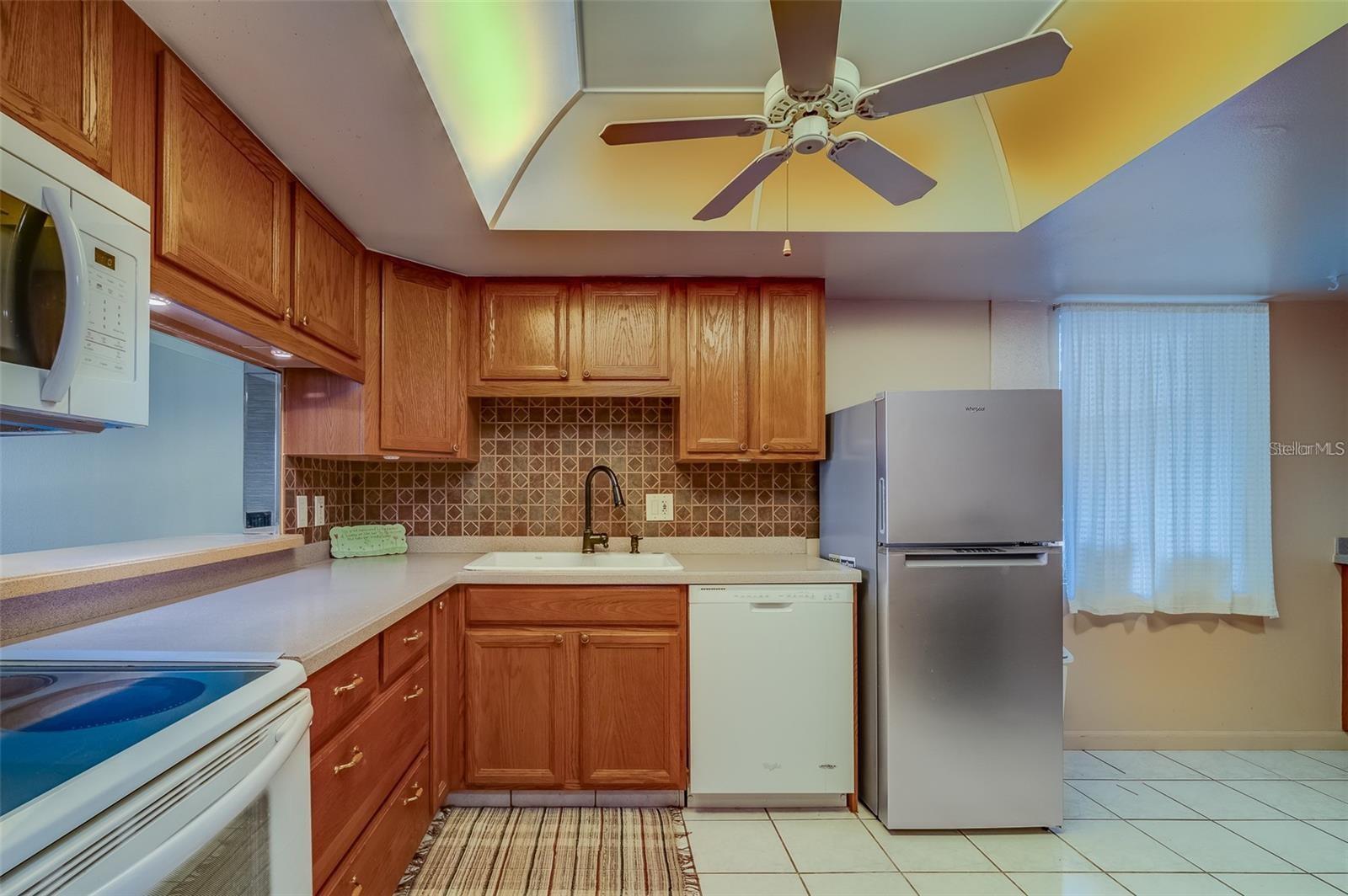 Image 6 of 38 For 4902 38th Way S 406
